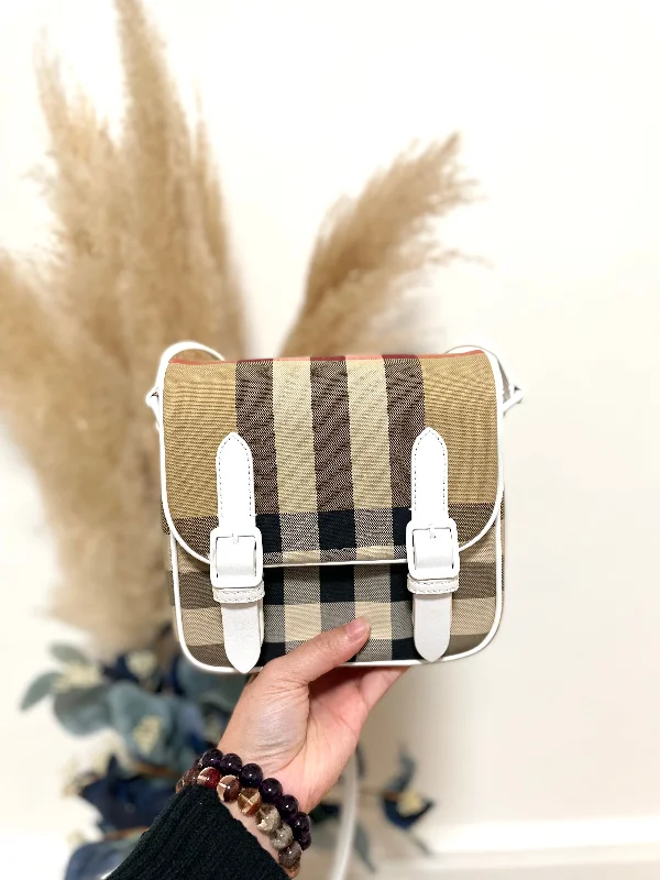 Classic pattern flag bag